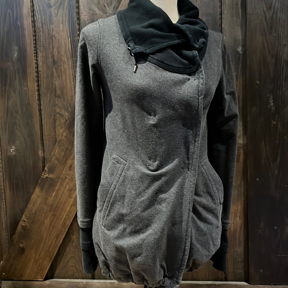 Lululemon grey and black elbow pad button closure high neck sweater cardigan